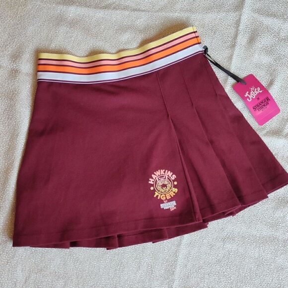 Justice Girls x Stranger Things Knit Pique Skirt NWT size 10/Medium - Picture 4 of 16